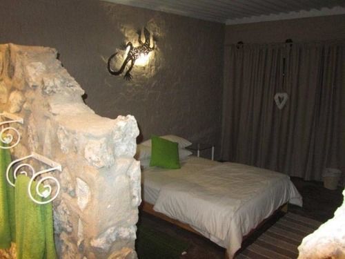 Eldorado Guest House & Camping Okaukuejo Zewnętrze zdjęcie